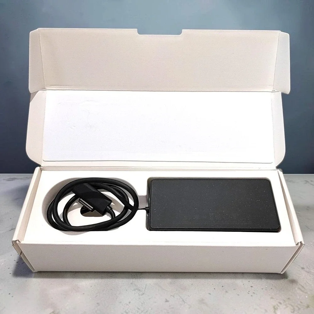 Microsoft Surface Dock Model 1661 Docking Station Dual Mini DP USB 3.0 Boxed